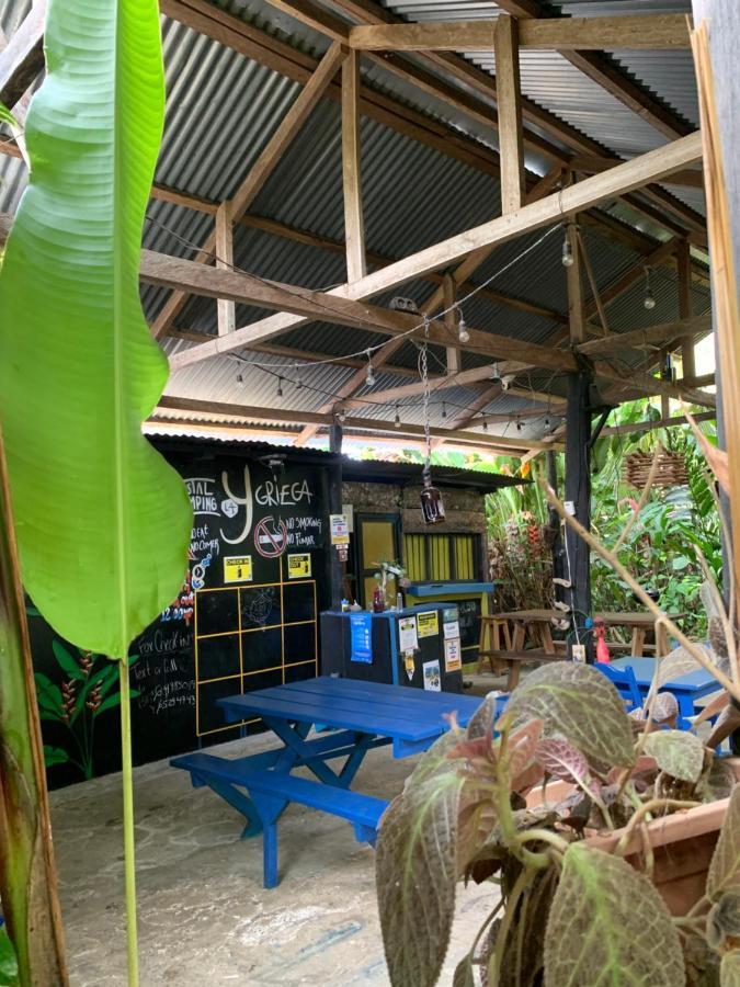 Hostal Camping La Y Griega Bocas del Toro Esterno foto