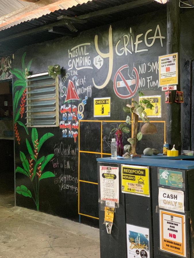 Hostal Camping La Y Griega Bocas del Toro Esterno foto