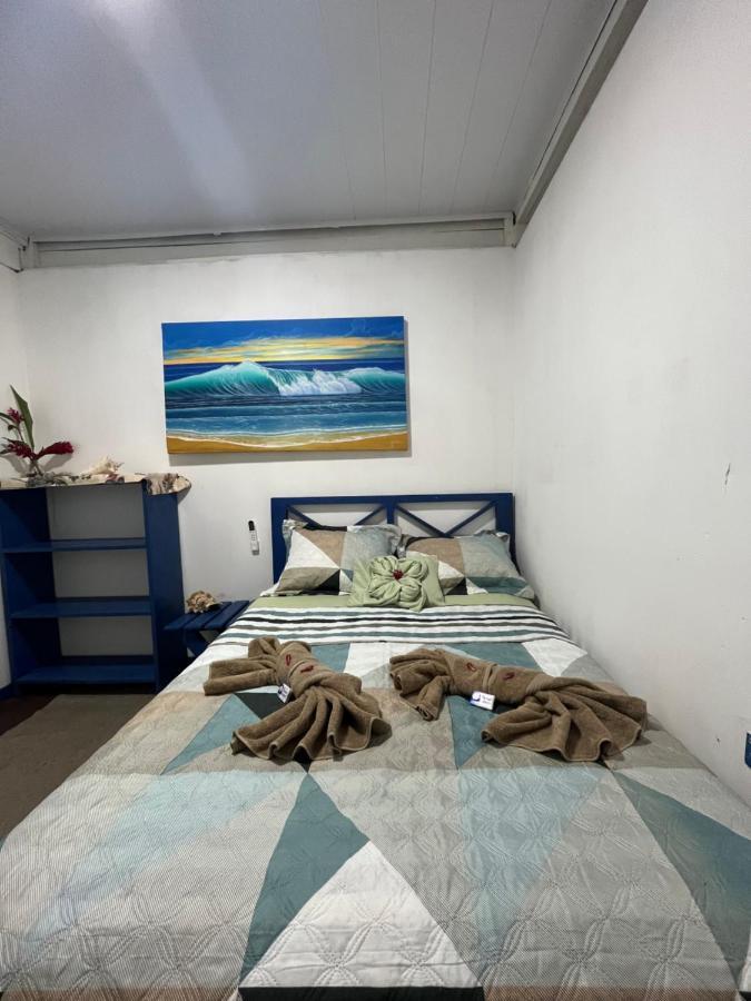 Hostal Camping La Y Griega Bocas del Toro Esterno foto