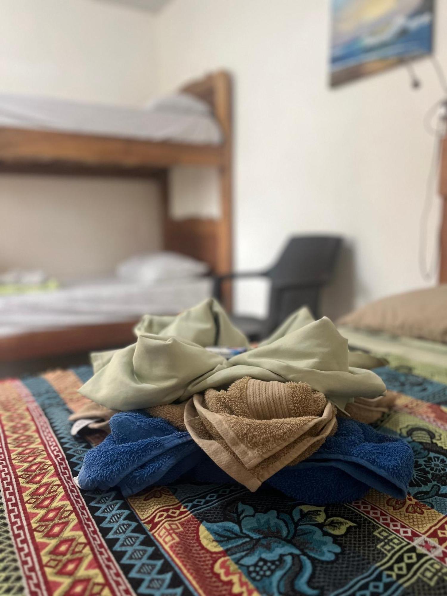 Hostal Camping La Y Griega Bocas del Toro Esterno foto